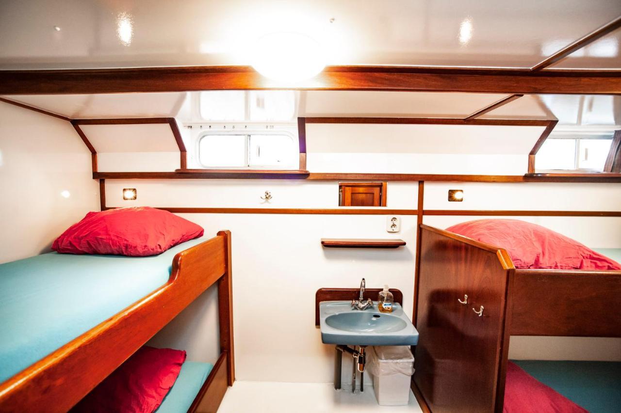 Amsterdam Hotelboat Exterior foto